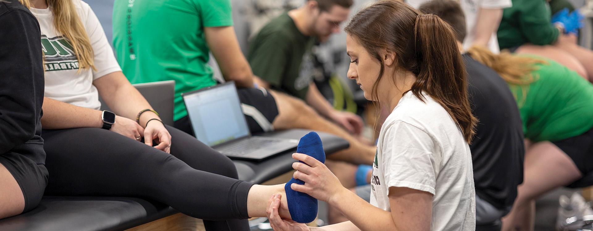 WLC students in sport and exercise science lab